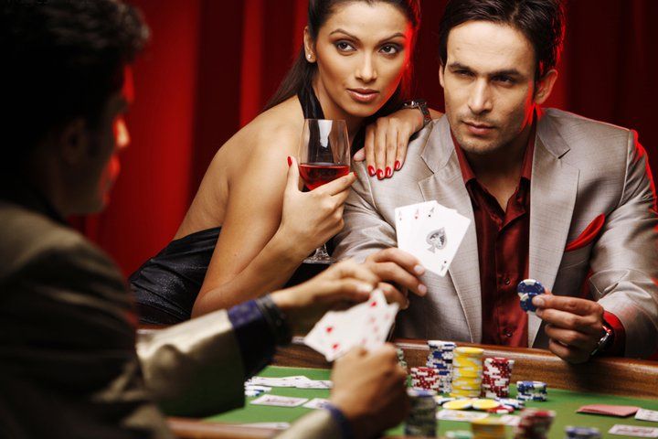 masuk sultantoto mobile app interface showing live-dealer tables and sportsbook markets